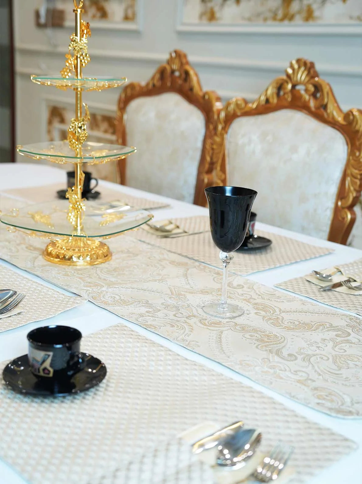 Ivory Damask Table Runner Set