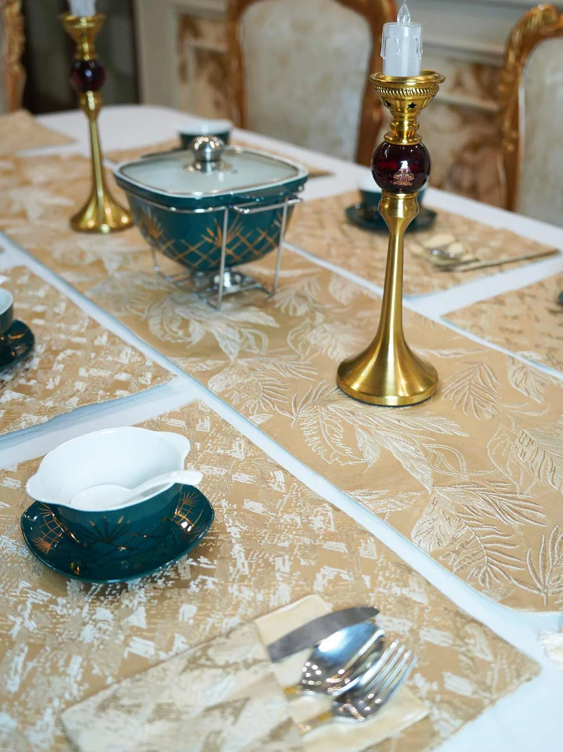 Gold Quartz Table Runner Set