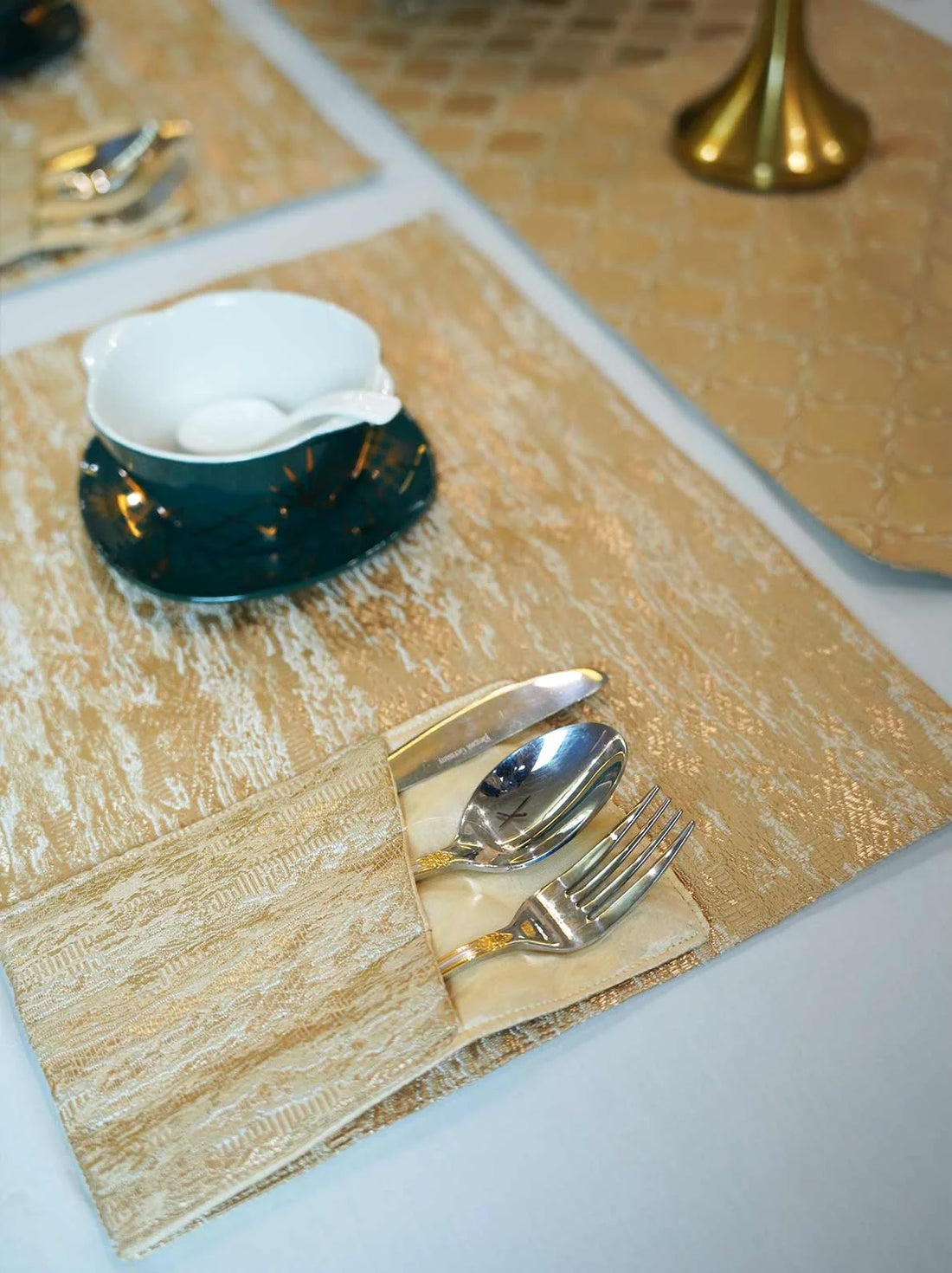Elysian Gold Table Runner Set