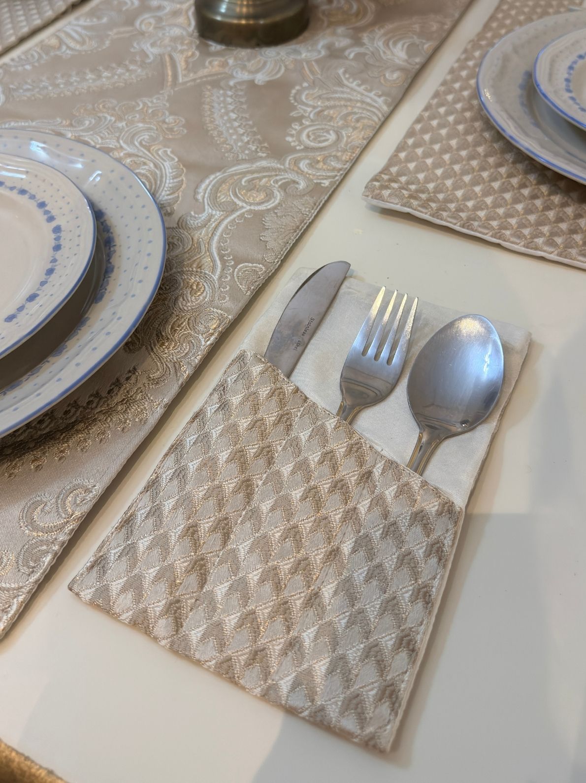 Ivory Damask Table Runner Set
