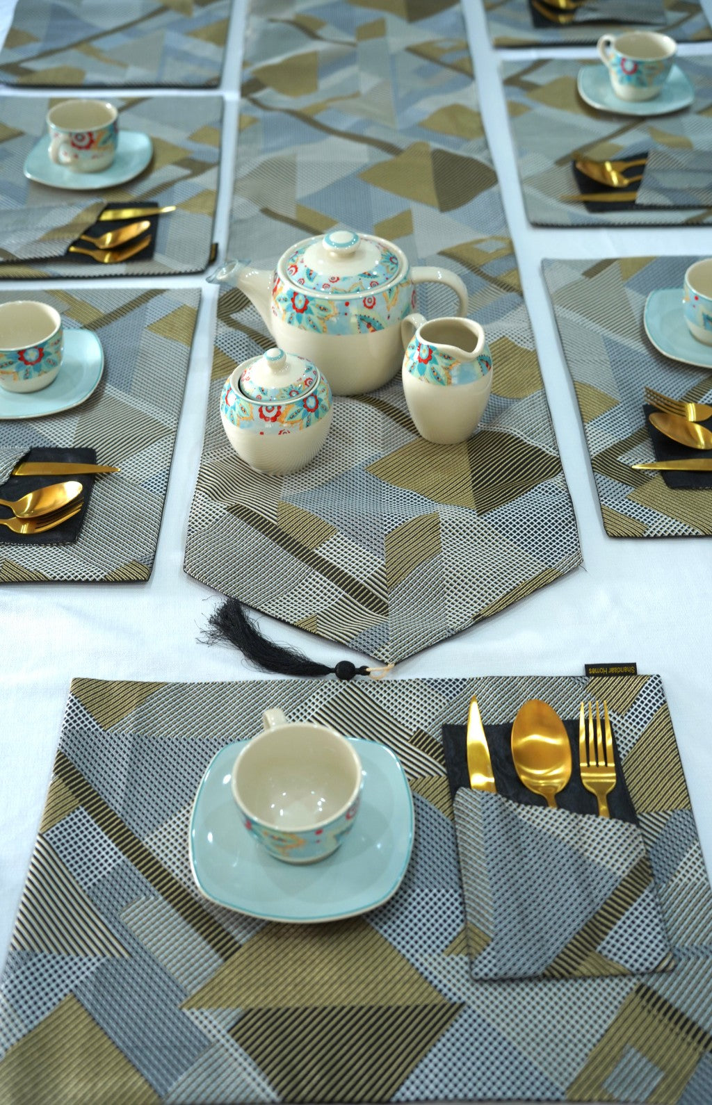 Zig Zag Cutlery Holder