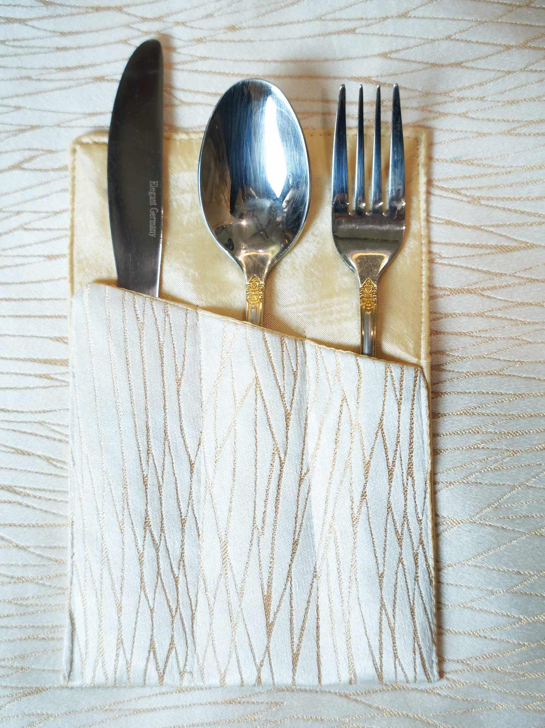 Soft Gold Table Runner Set