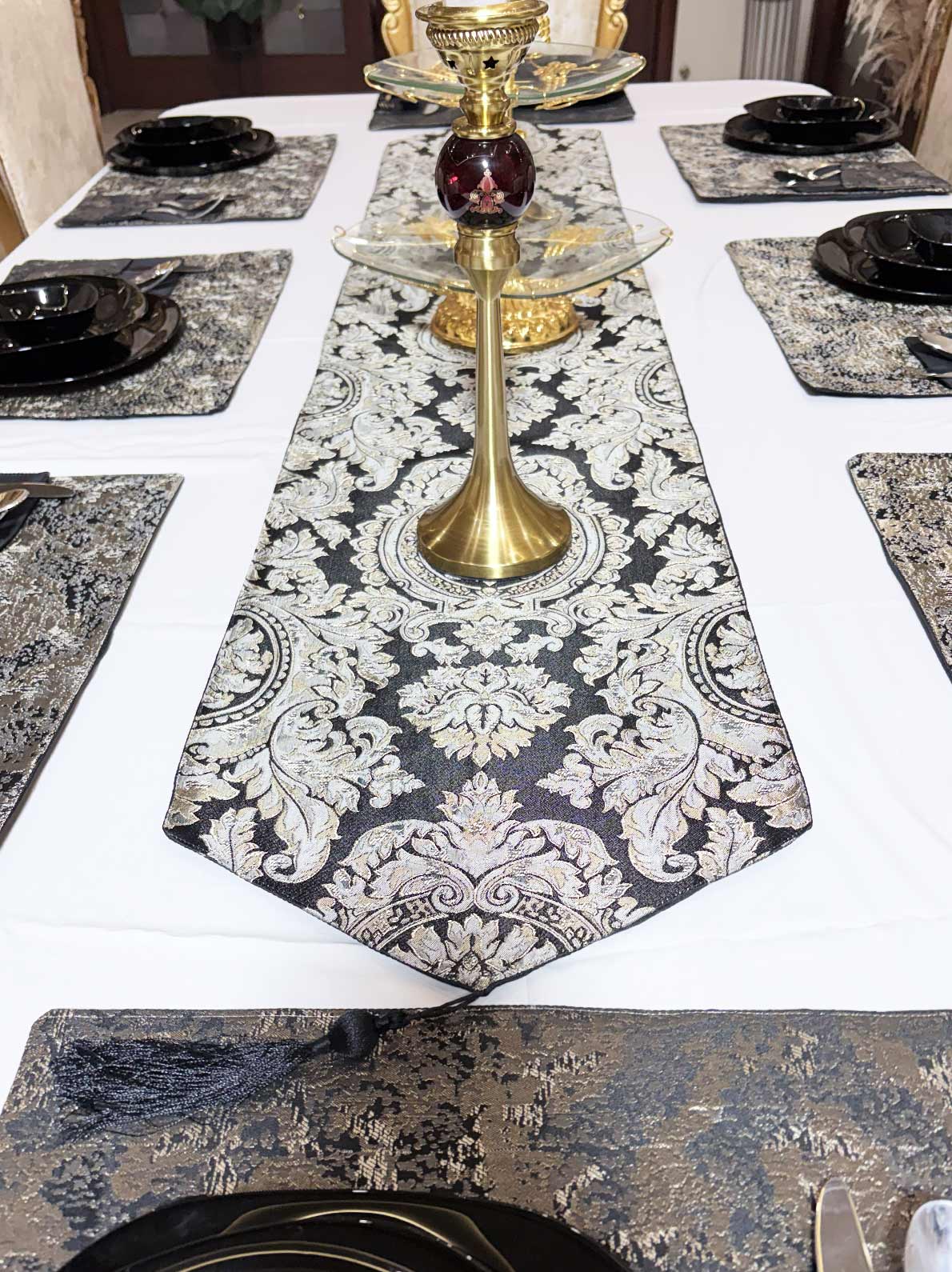 Baroque Majesty Table Mats