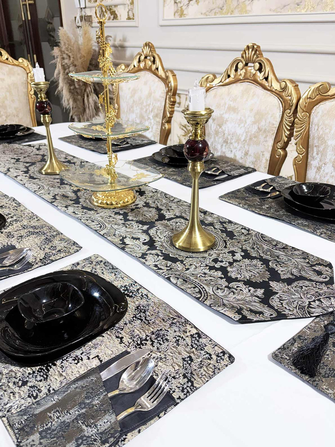 Baroque Majesty Table Mats