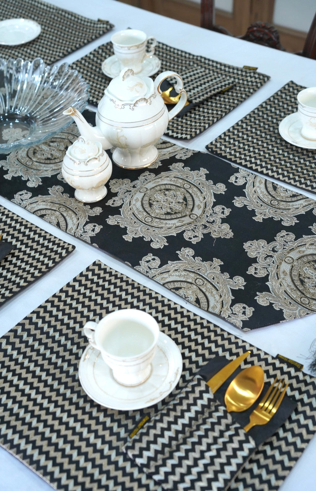 Crown Gold Black Table Runner