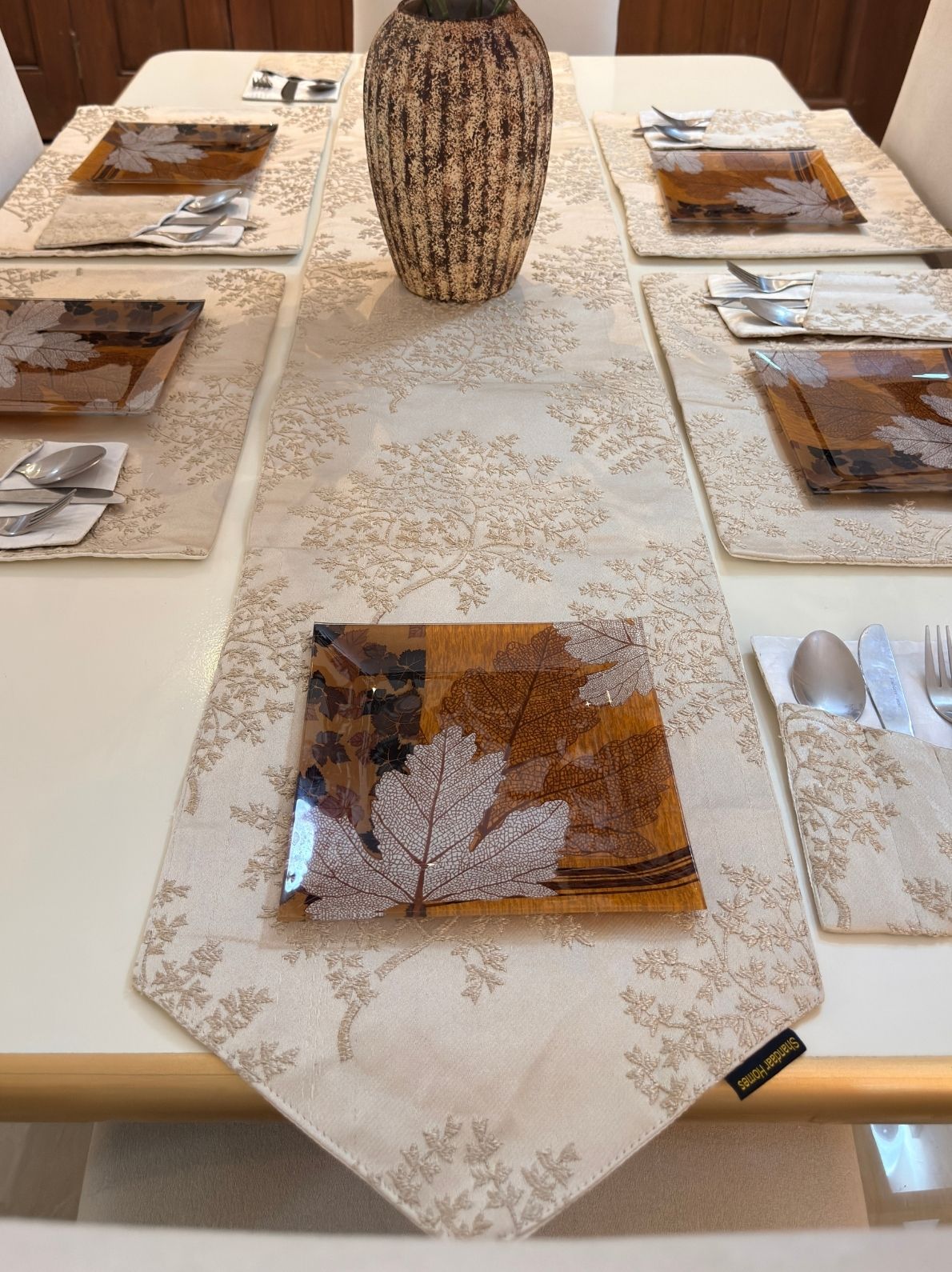 Vintage Jacquard Table Runner Set