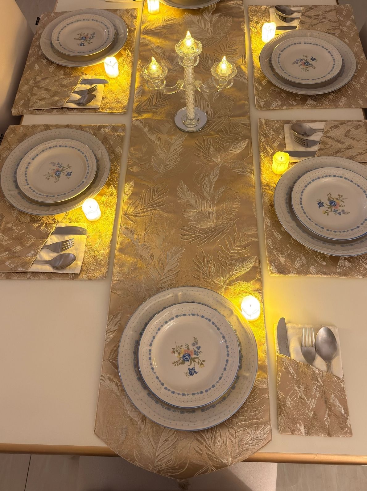 Gold Quartz Table Runner Set