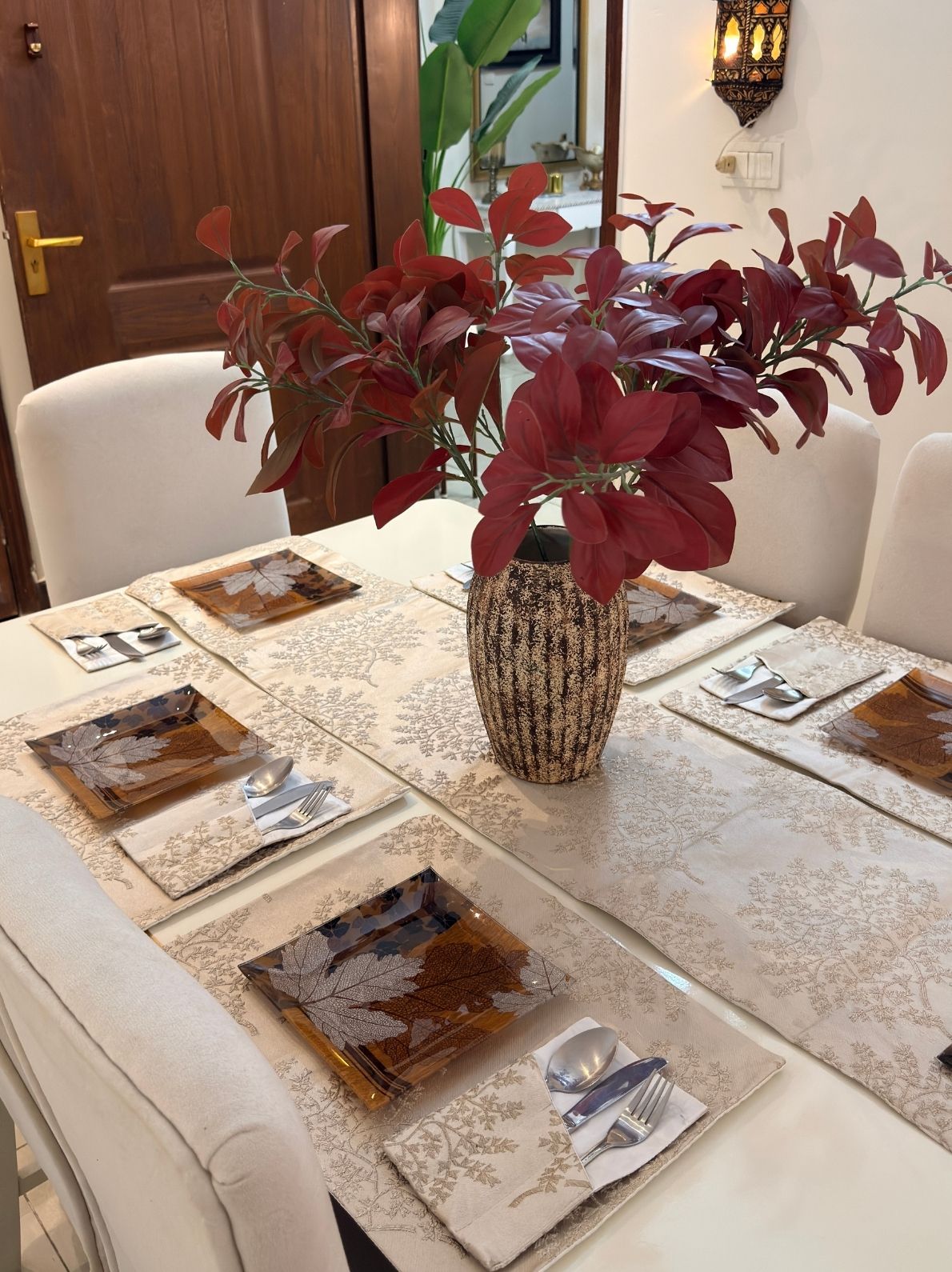 Vintage Jacquard Table Runner Set