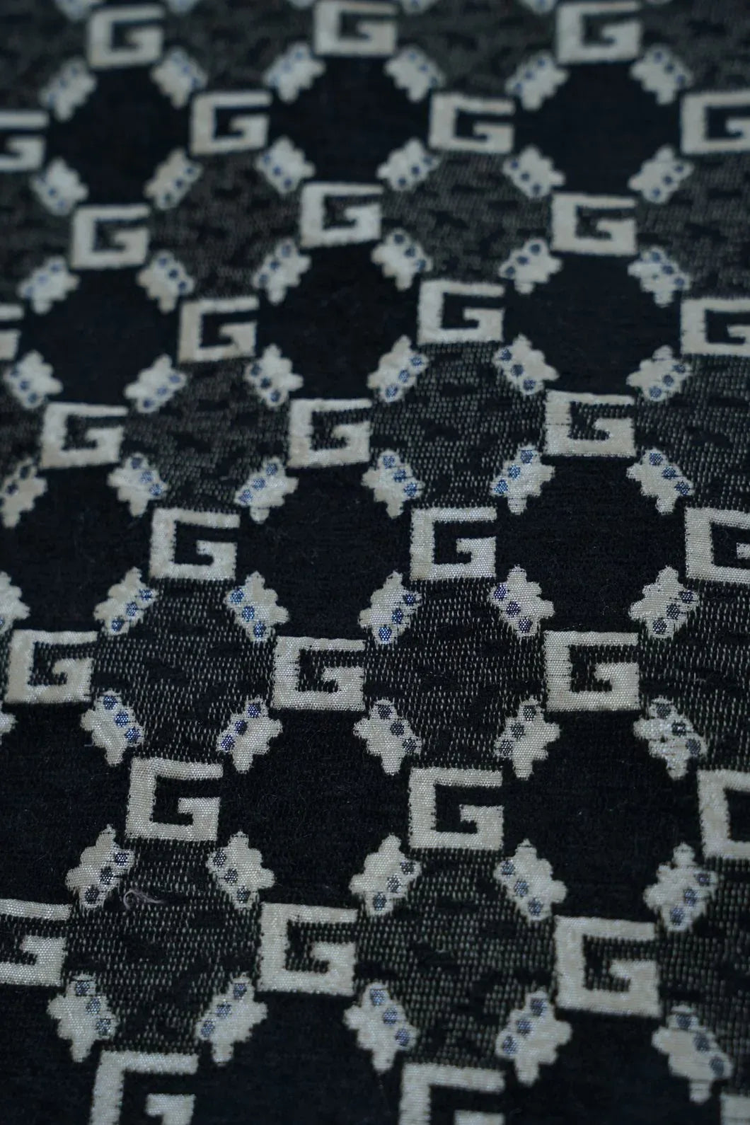 Black Velvet Table Runner Set - Shandaar Homes