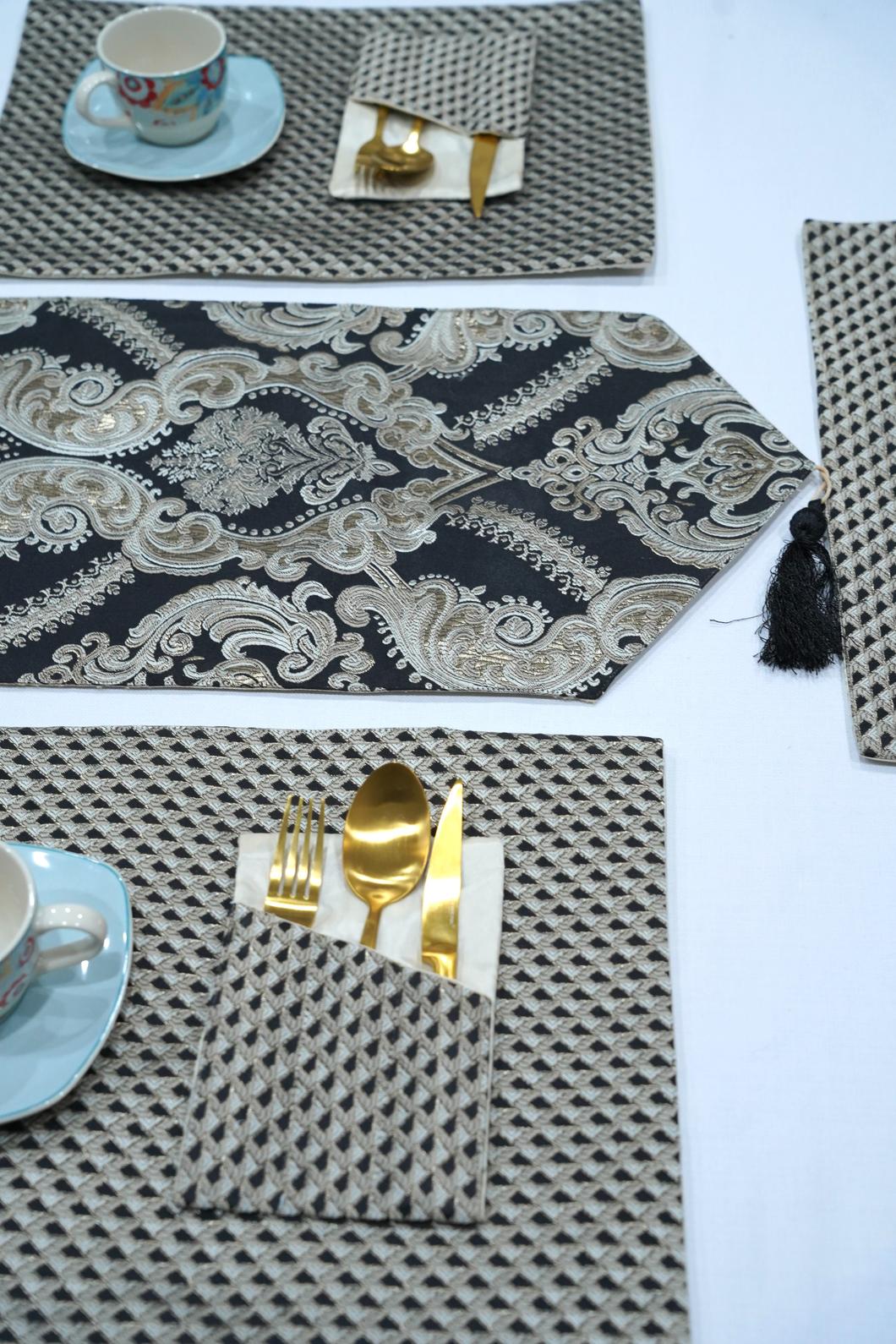 Baroque Black Gold Cutlery Holder