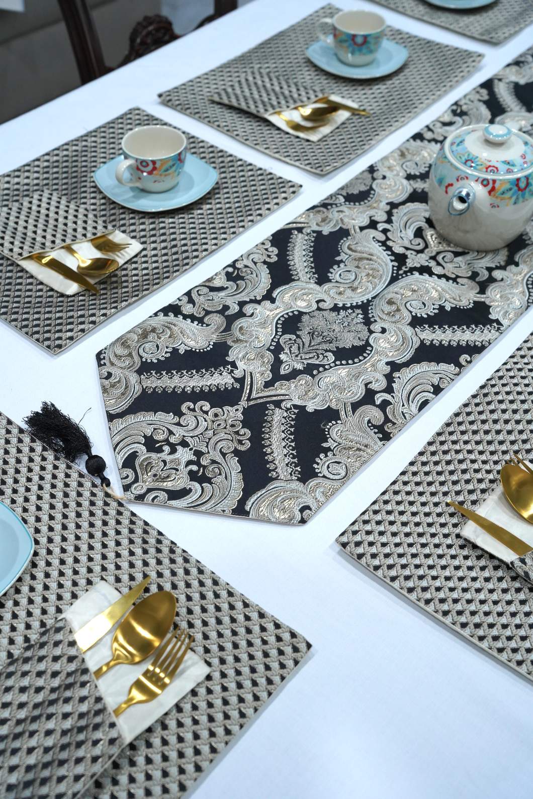 Baroque Black Gold Cutlery Holder