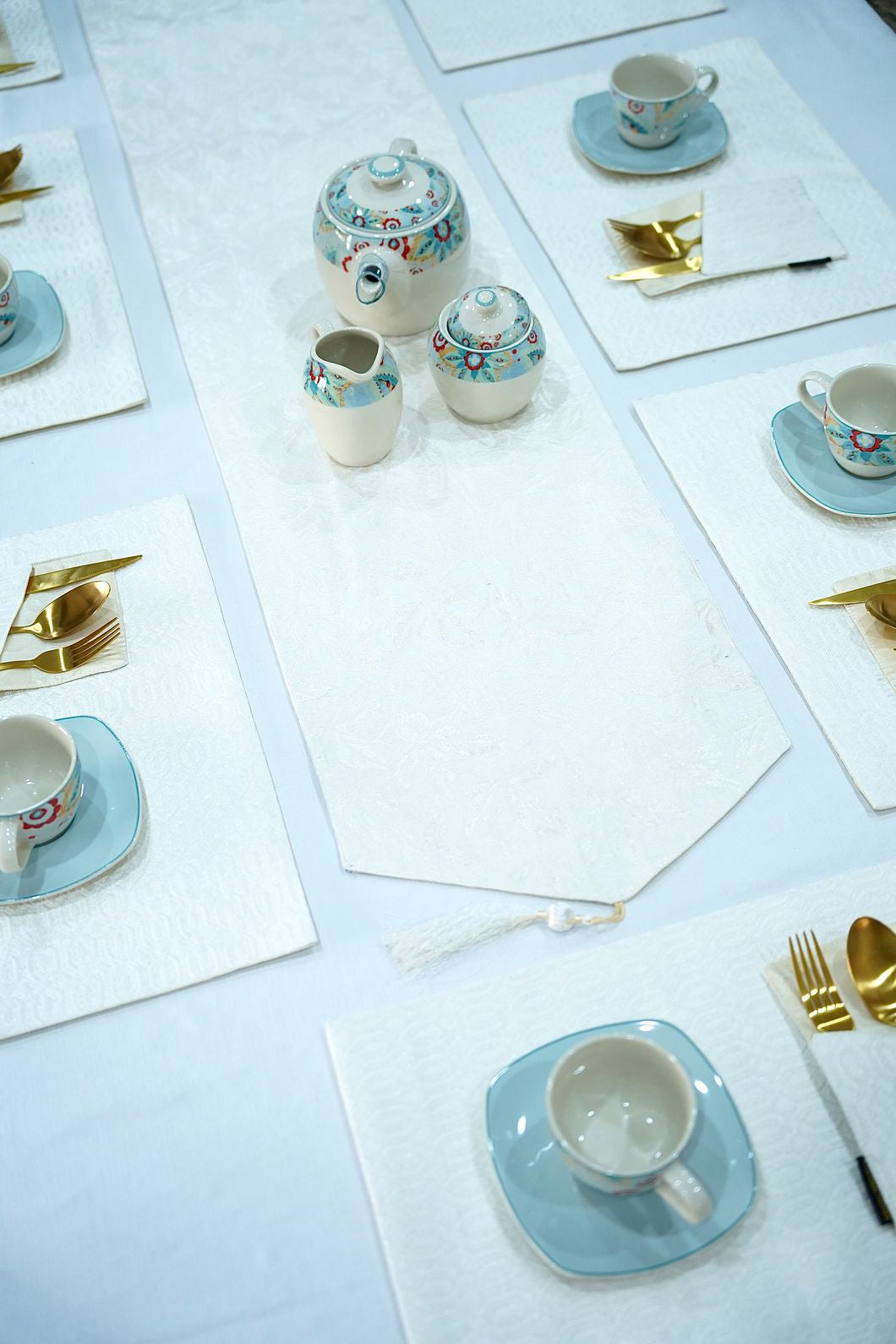 Baroque White Table Runner