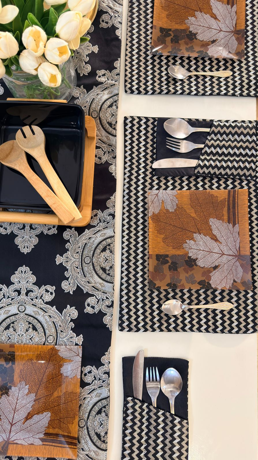 Crown Gold Black Table Runner Set