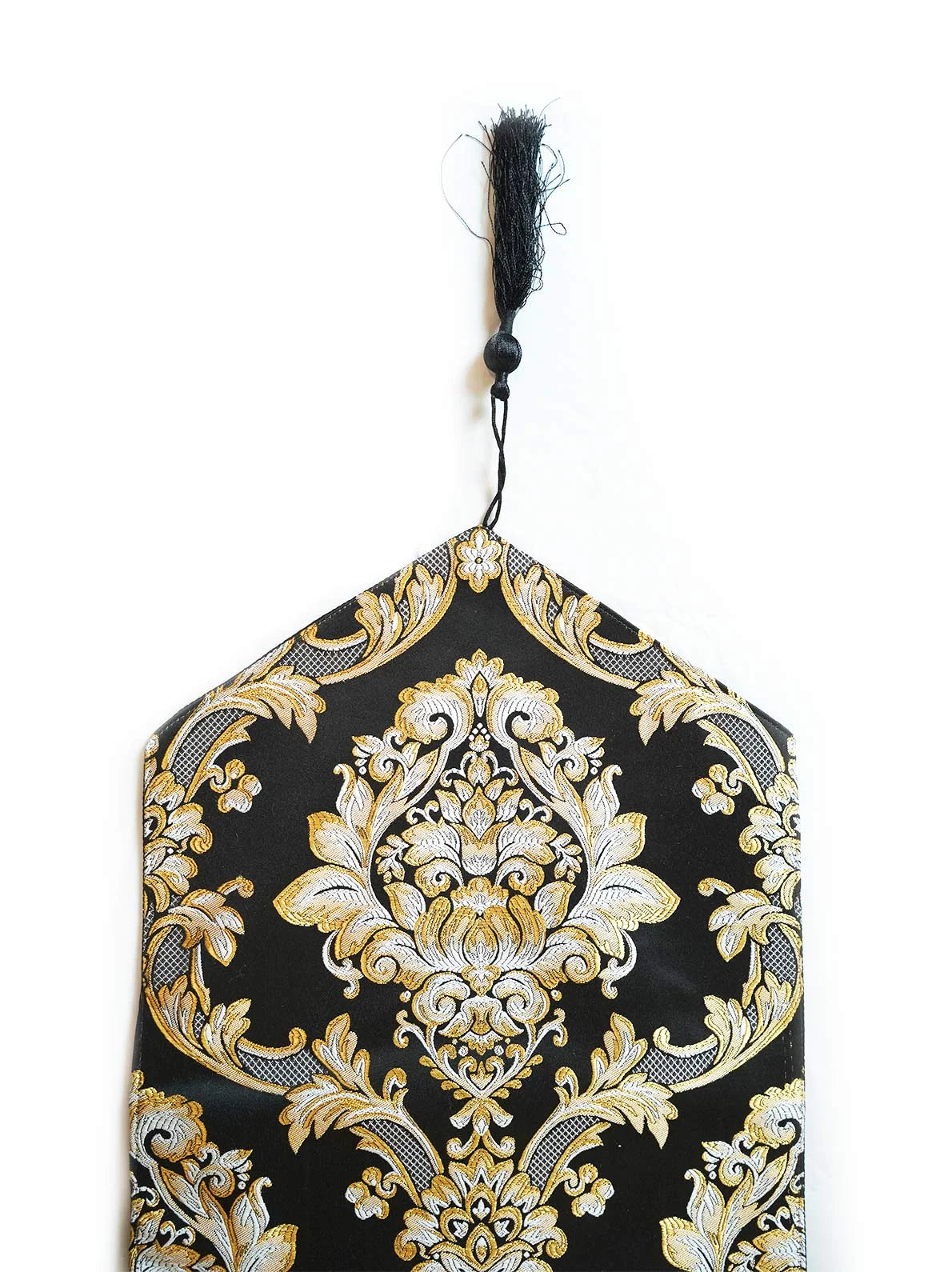 River Stone Damask Table Runner Set